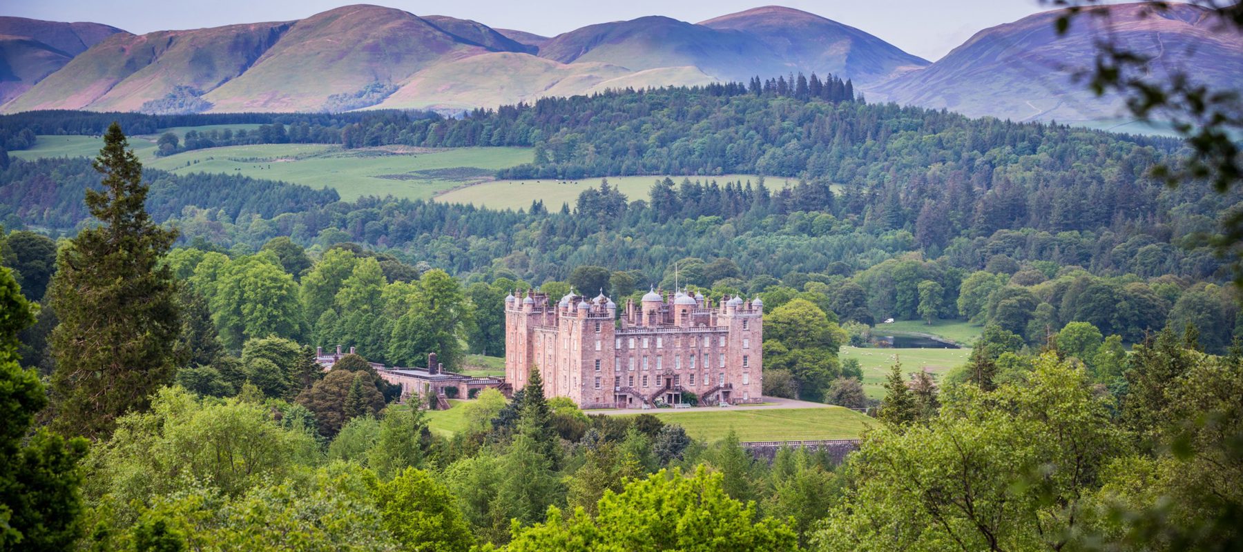 Drumlanrig Castle